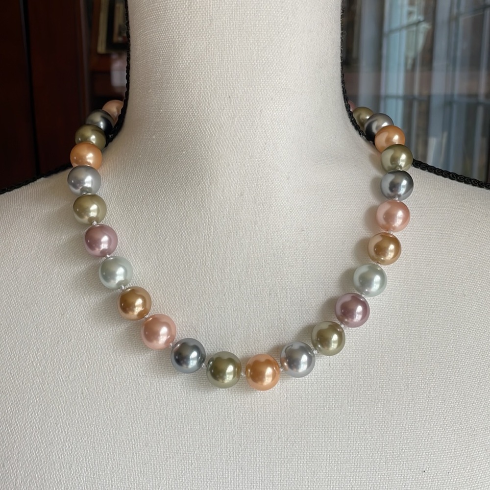 K.J.L. Kenneth Lane Multi-Colored Pastel Pearl Necklace
